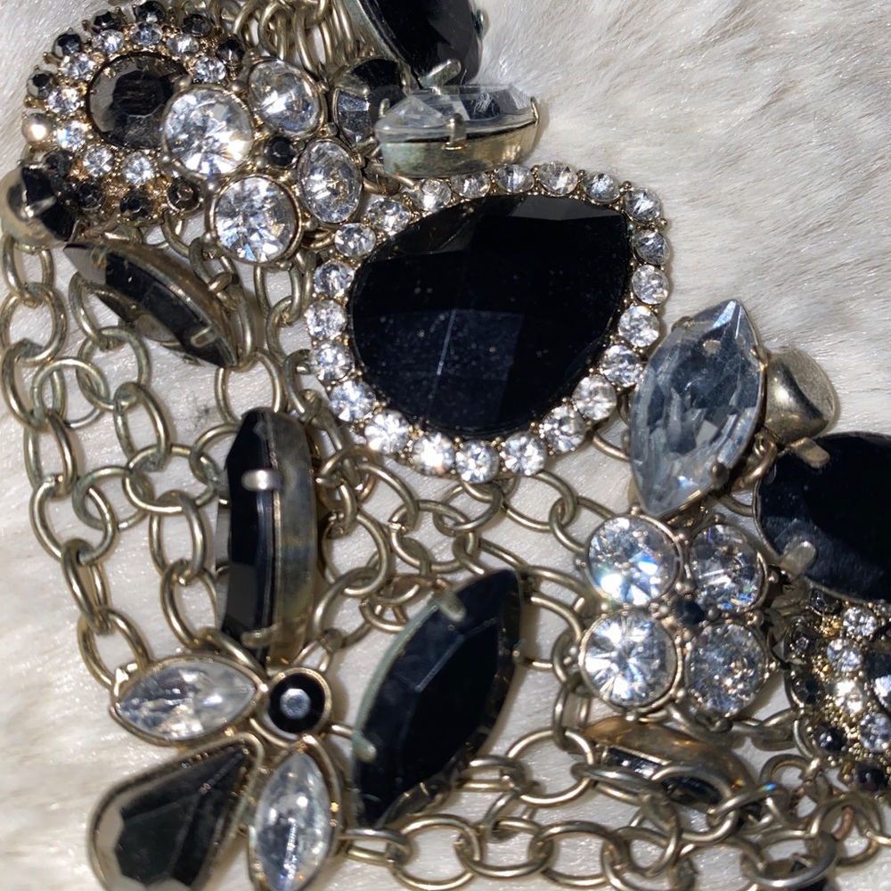 Chunky black and gold necklace - Picture 2 of 6